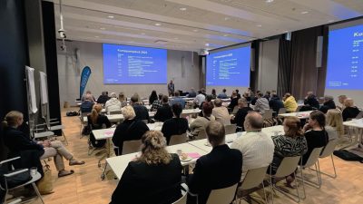 Hason kumppaniyritysten henkilöstöä